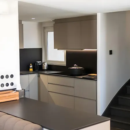 Triplex By Popalp דירה *