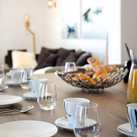 Triplex By Popalp Apartment